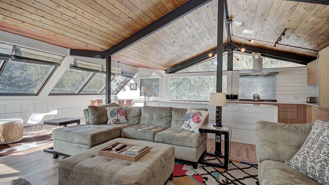 Photo of Livingroom in Breckenridge Heights