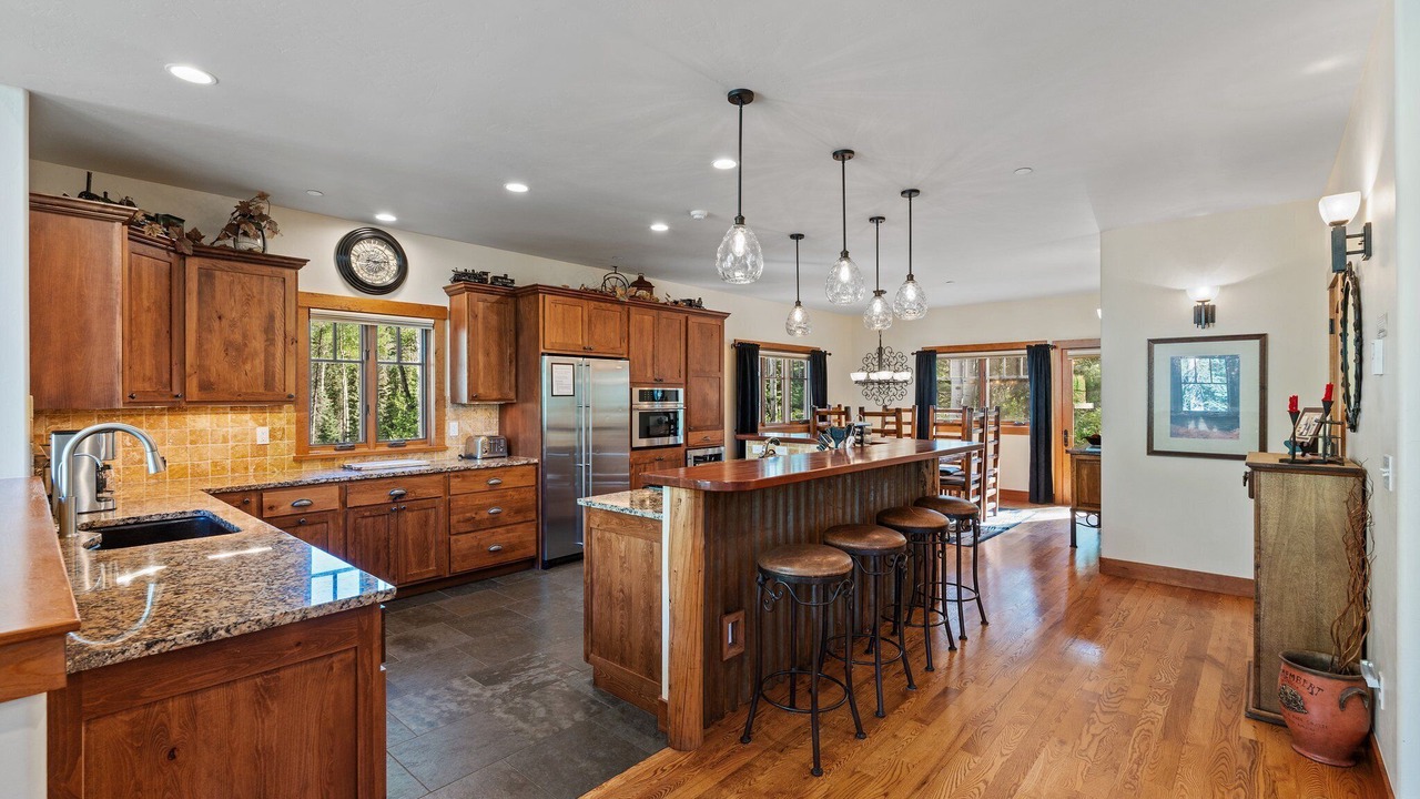 Photo of Kitchen in Columbine Lake