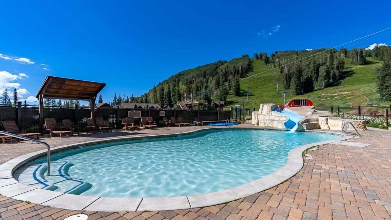Photo of Outdoor in Columbine Lake