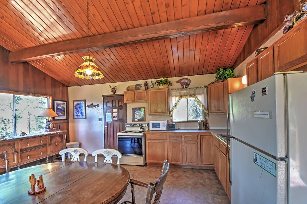 Photo of Livingroom in Rainbow Valley