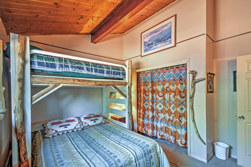 Photo of Bedroom in Rainbow Valley