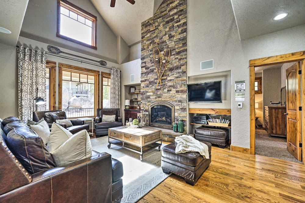 Photo of Bedroom in Red Feather Lakes