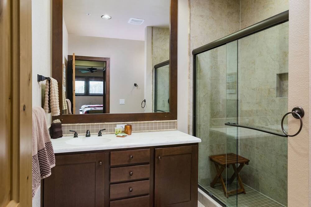 Photo of Bathroom in Purgatory