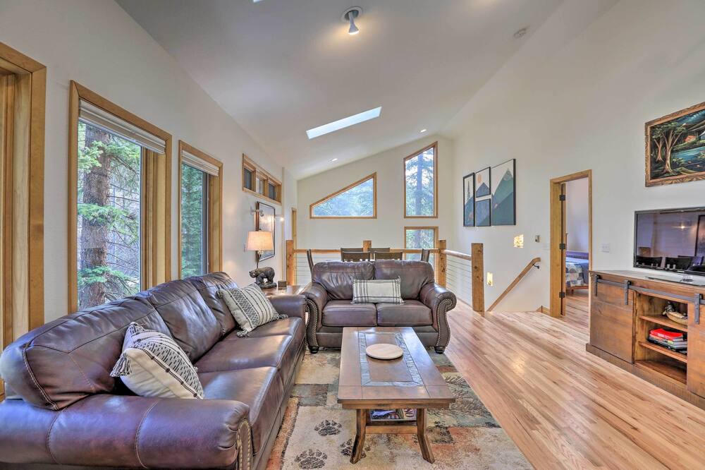 Photo of Livingroom in Downieville-Lawson-Dumont