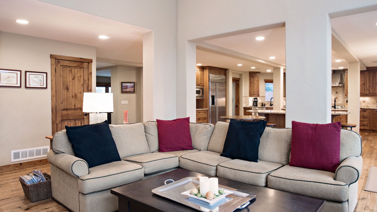 Photo of Livingroom in Carbondale