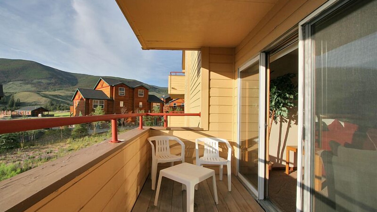 Photo of Patio Balcony in Summit Cove