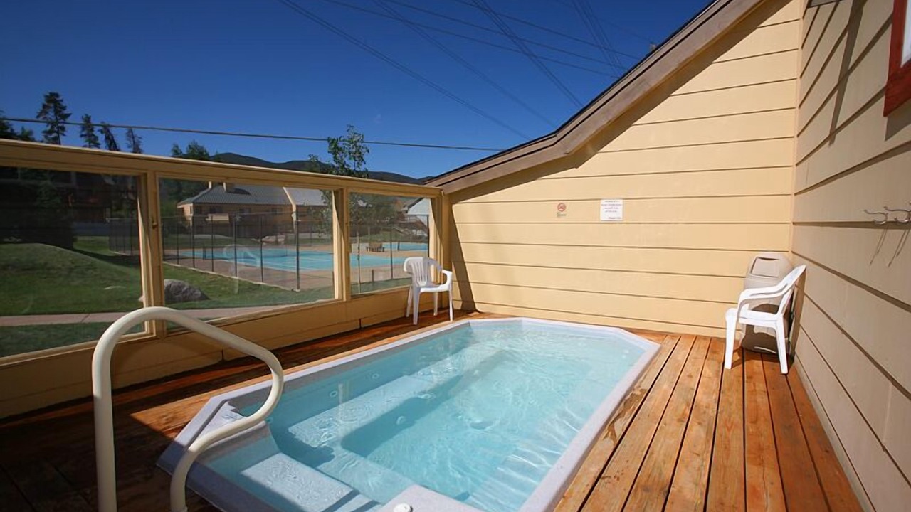 Photo of Outdoor in Summit Cove