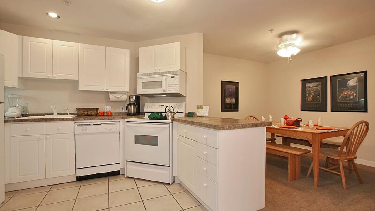 Photo of Kitchen in Summit Cove