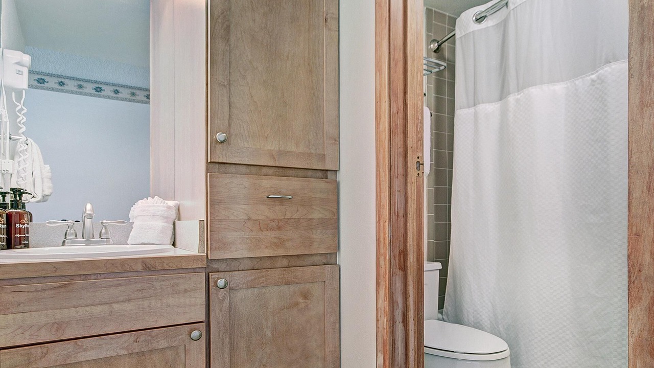 Photo of Bathroom in Copper Mountain Village