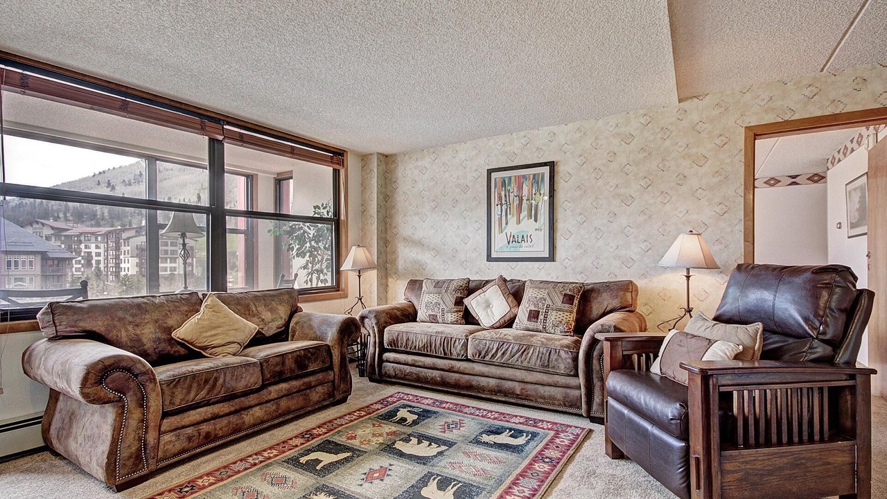 Photo of Livingroom in Copper Mountain Village
