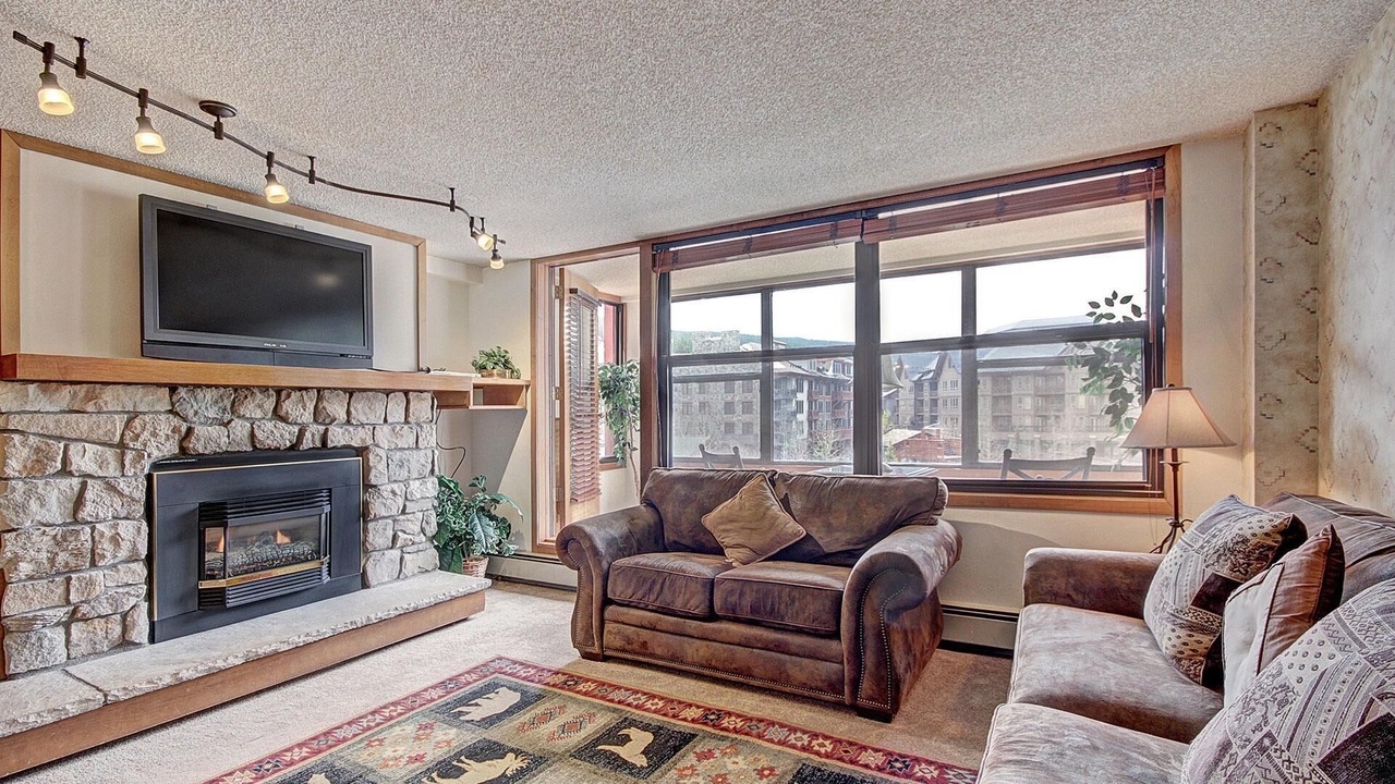 Photo of Livingroom in Copper Mountain Village