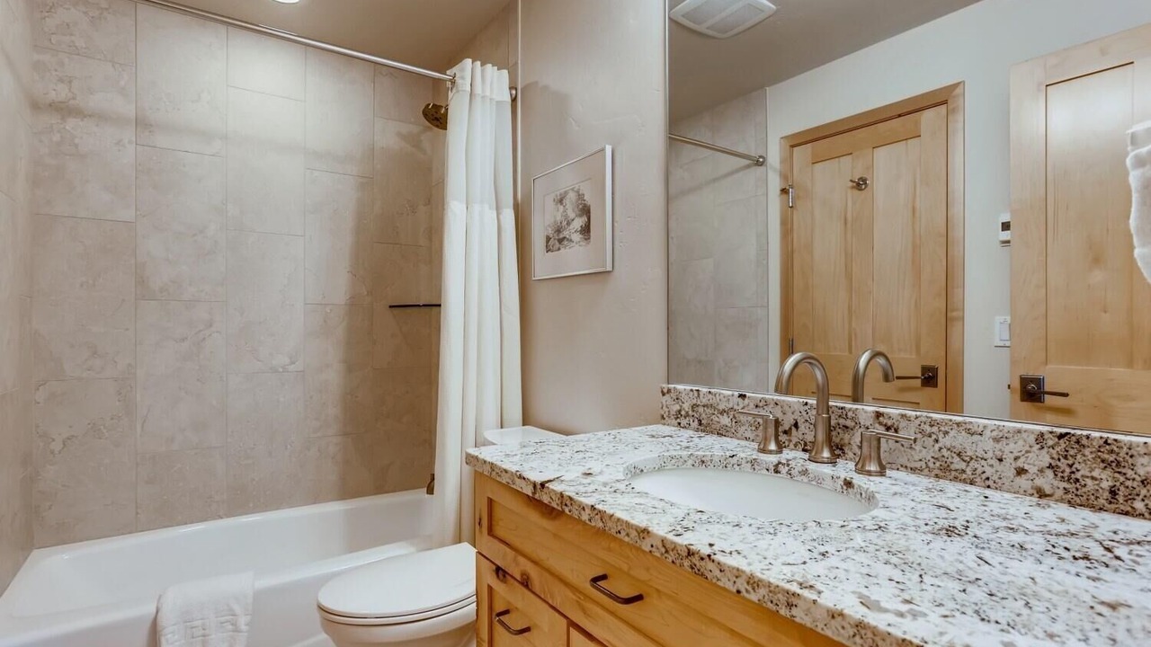 Photo of Bathroom in The Reserve
