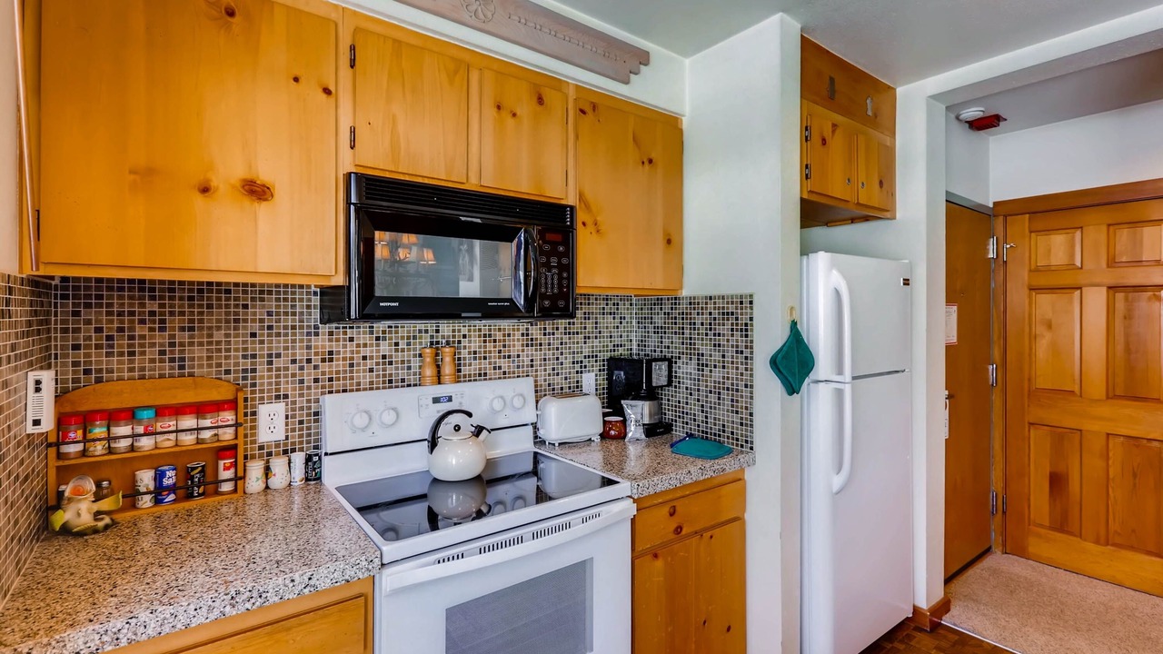 Photo of Kitchen in Lakeside Village