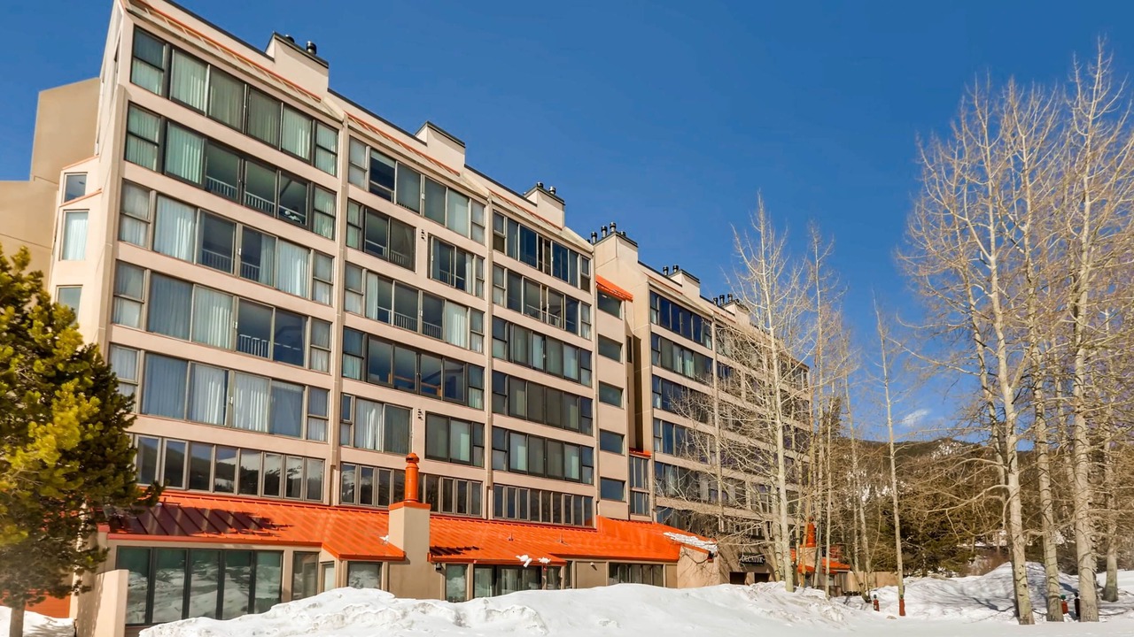 Photo of Outdoor in Lakeside Village