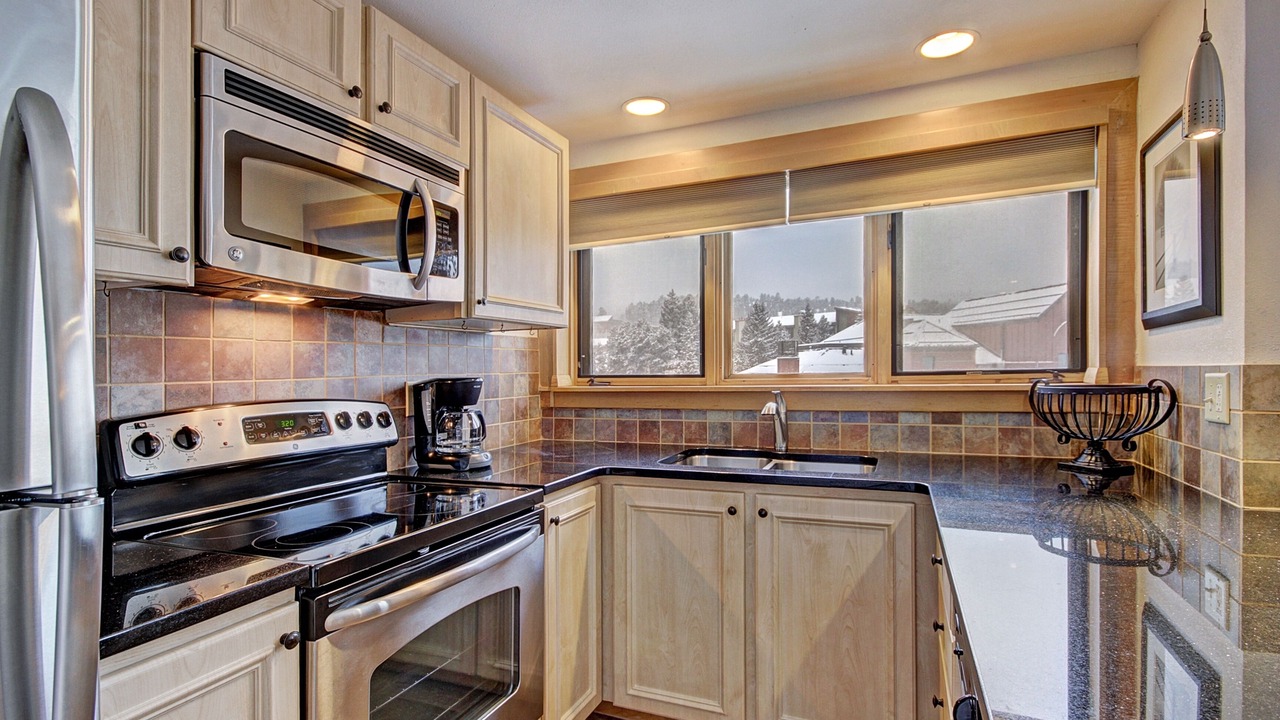 Photo of Kitchen in Peak 9