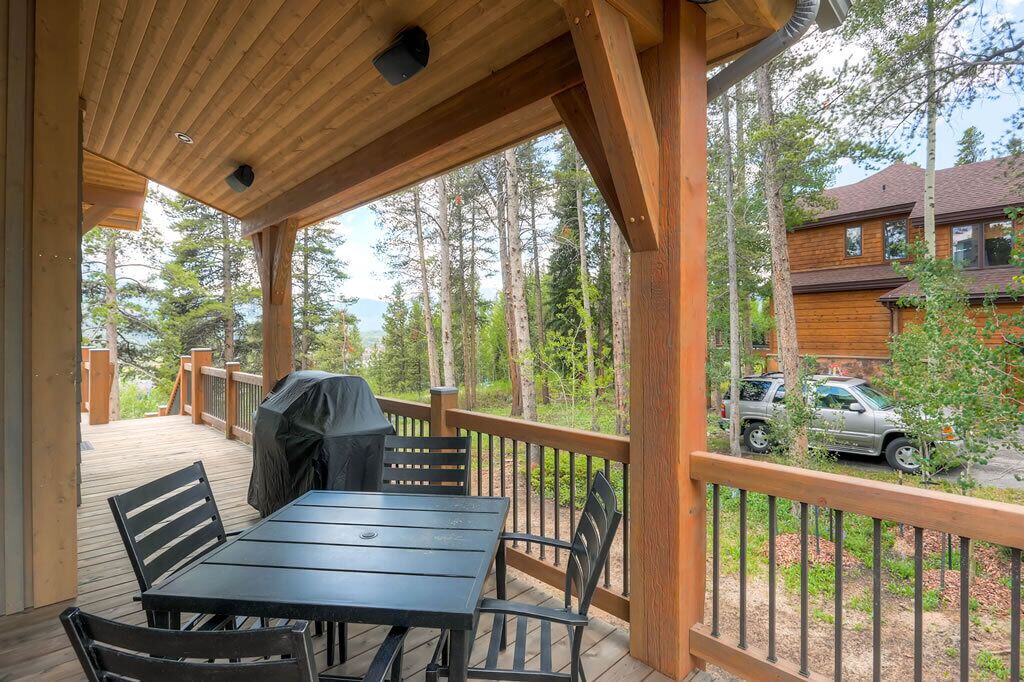 Photo of Outdoor in Christie Heights