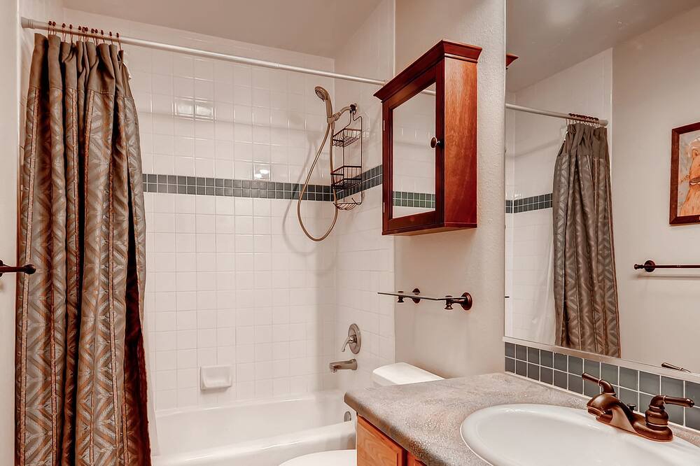 Photo of Bathroom in Frisco