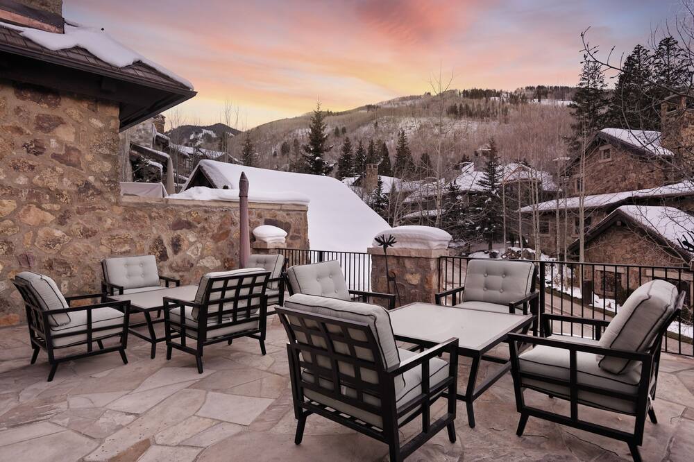 Photo of Patio Balcony in Village Walk