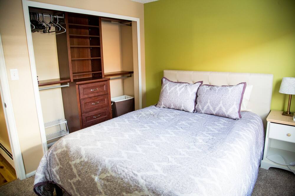 Photo of Bedroom in Whittier