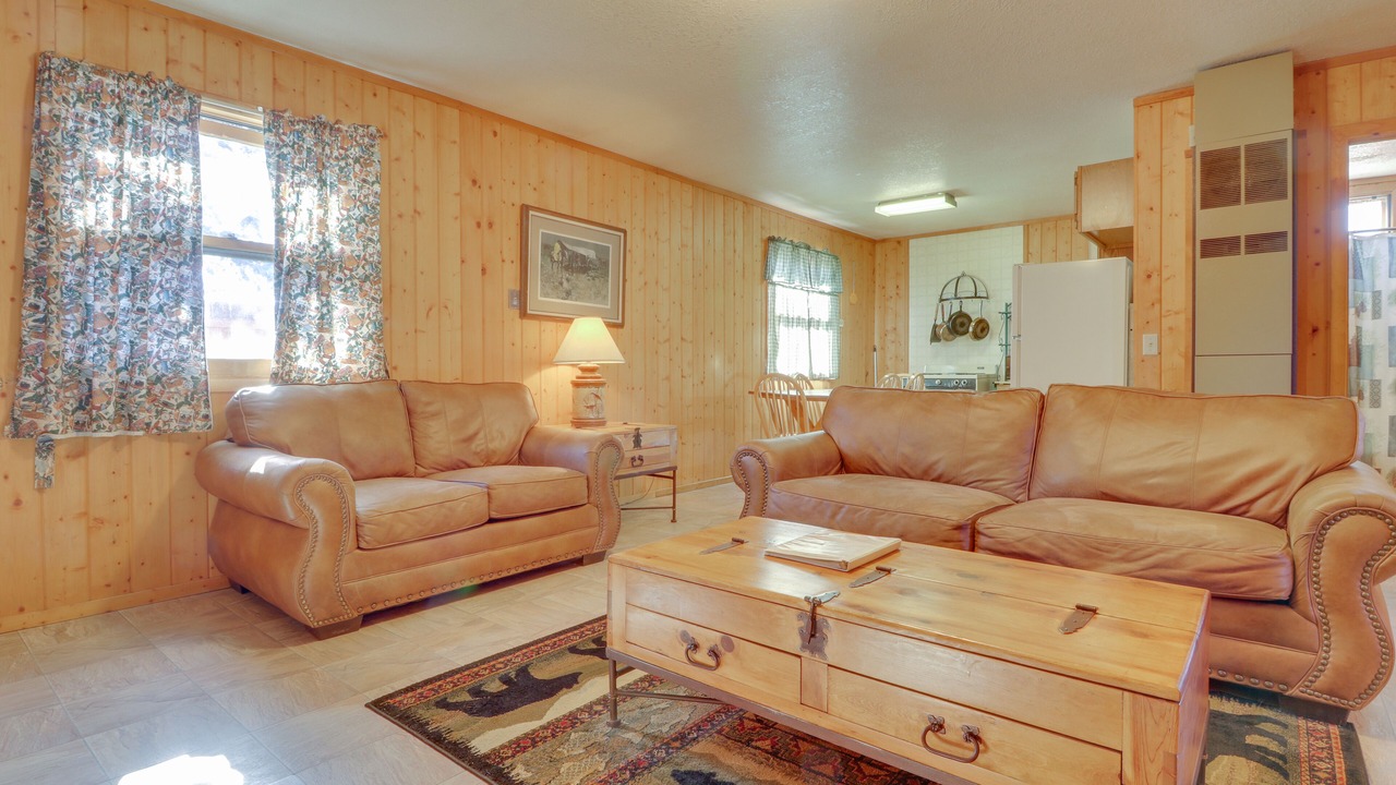Photo of Livingroom in South Fork