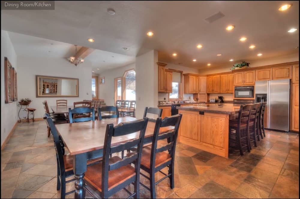 Photo of Kitchen in Forest Hills
