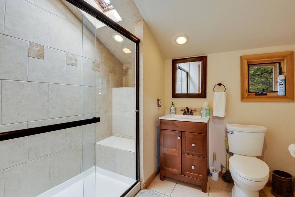 Photo of Bathroom in Coal Creek