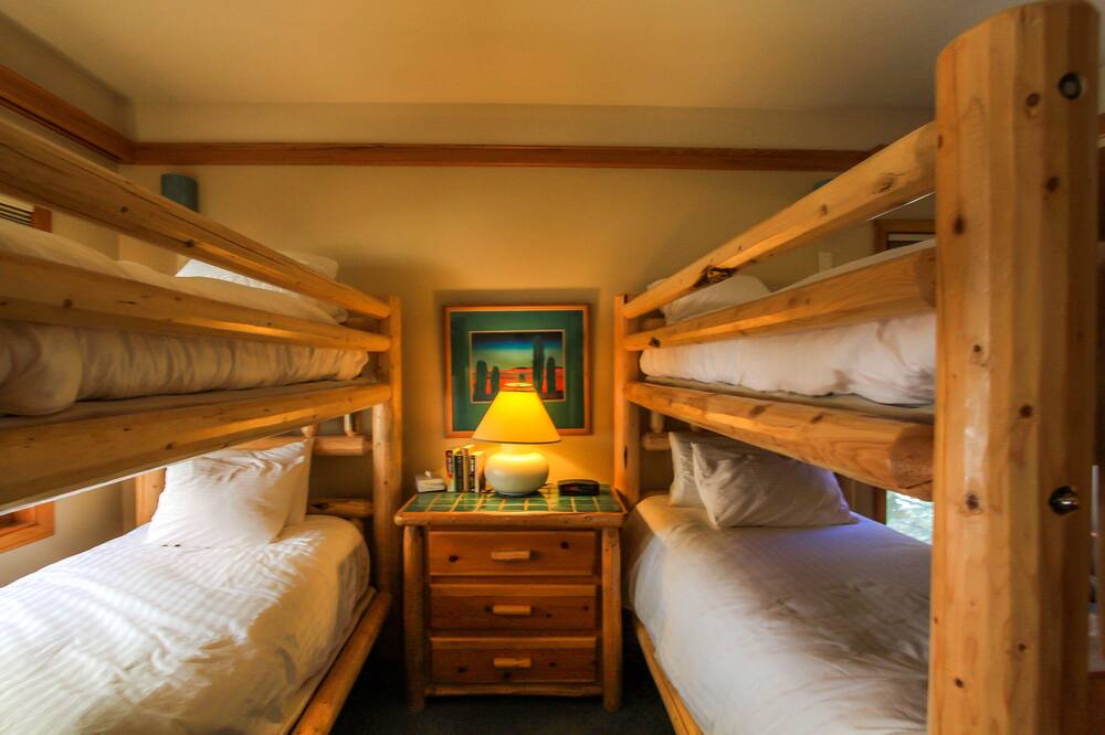 Photo of Bedroom in Mountain House