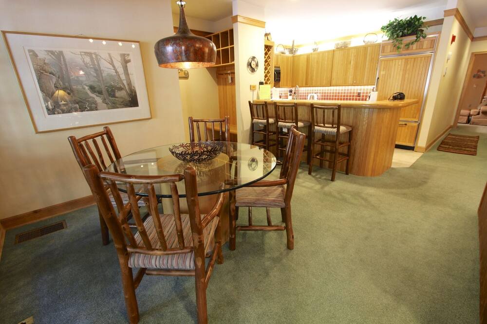 Photo of Livingroom in Mountain House