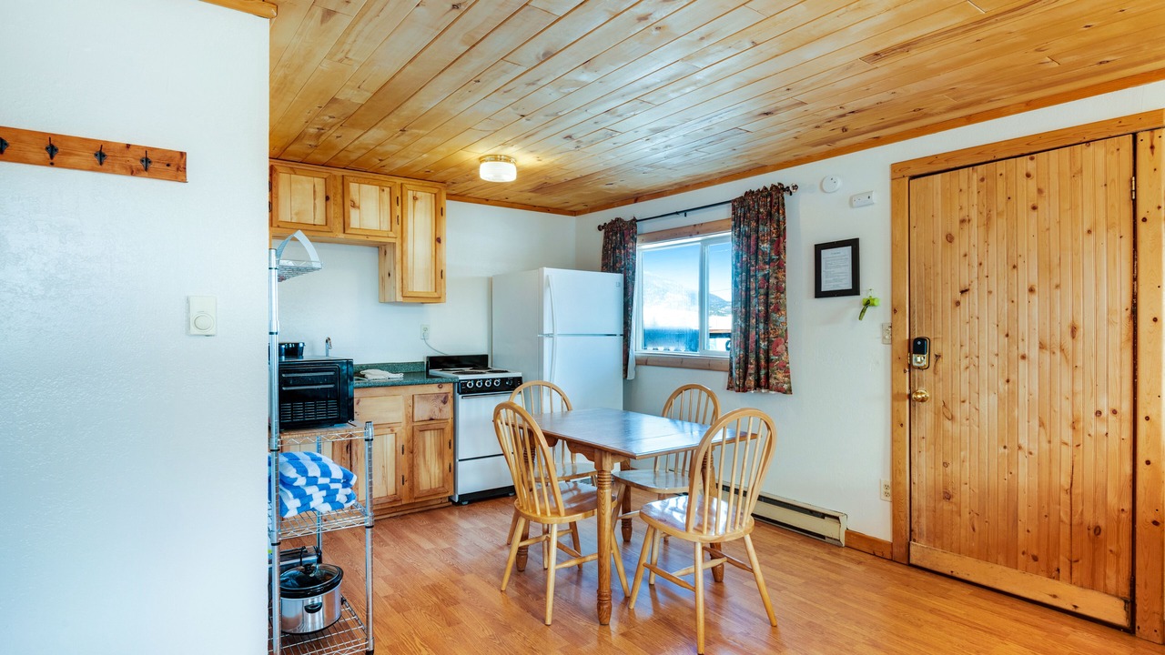 Photo of Livingroom in South Fork
