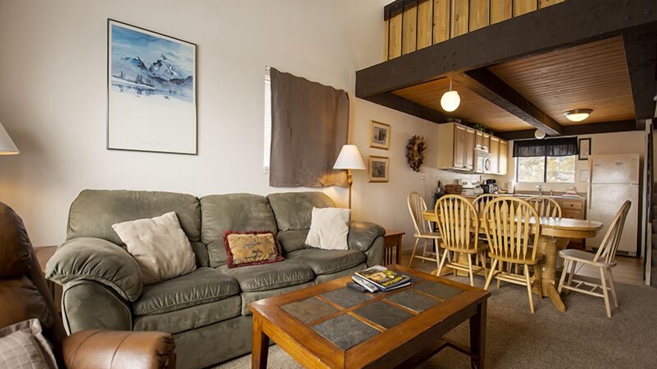 Photo of Livingroom in Fraser