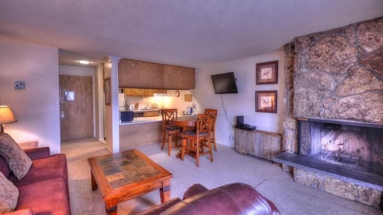 Photo of Livingroom in Snowmass Village