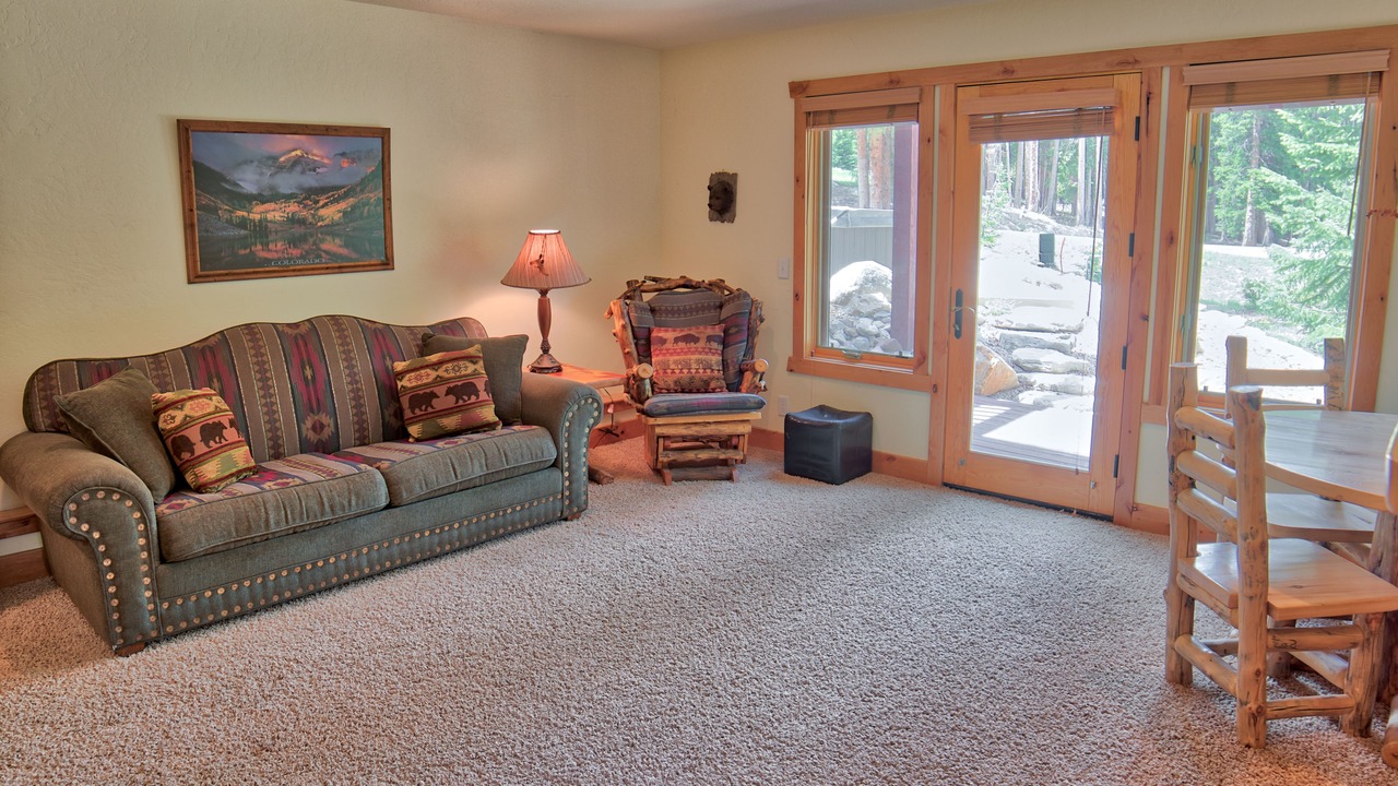 Photo of Livingroom in Blue River