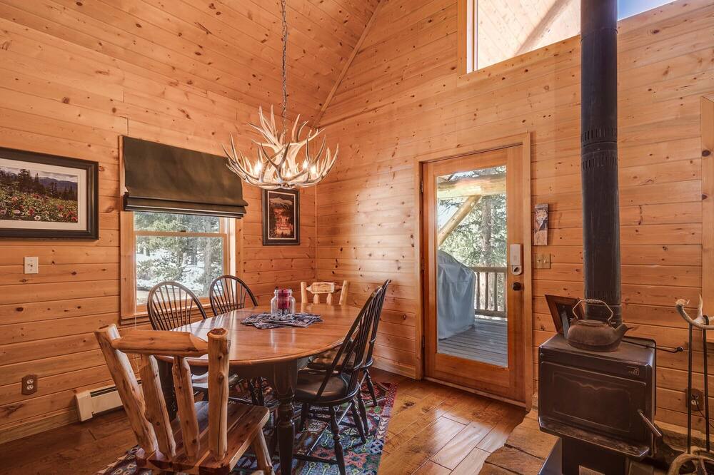 Photo of Outdoor in Breckenridge Park Estates
