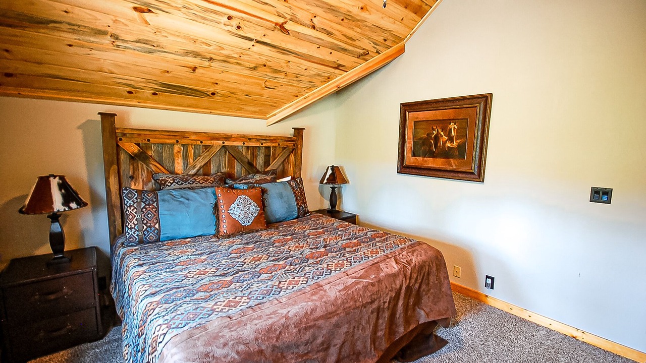Photo of Bedroom in Grand Lake
