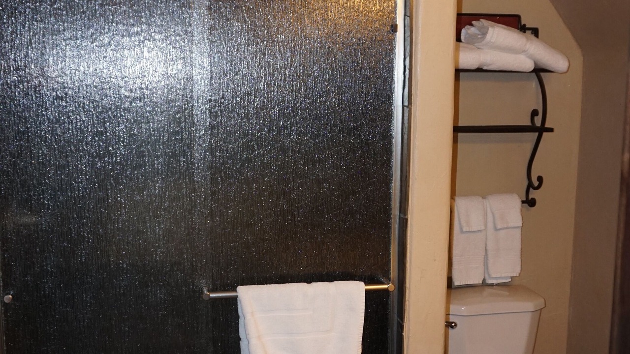 Photo of Bathroom in Doubleheader