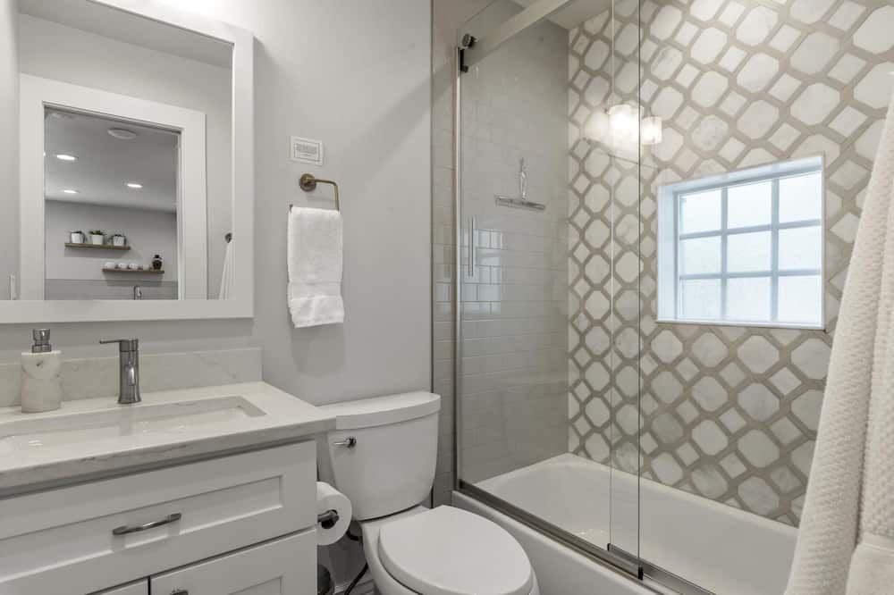 Photo of Bathroom in City Park
