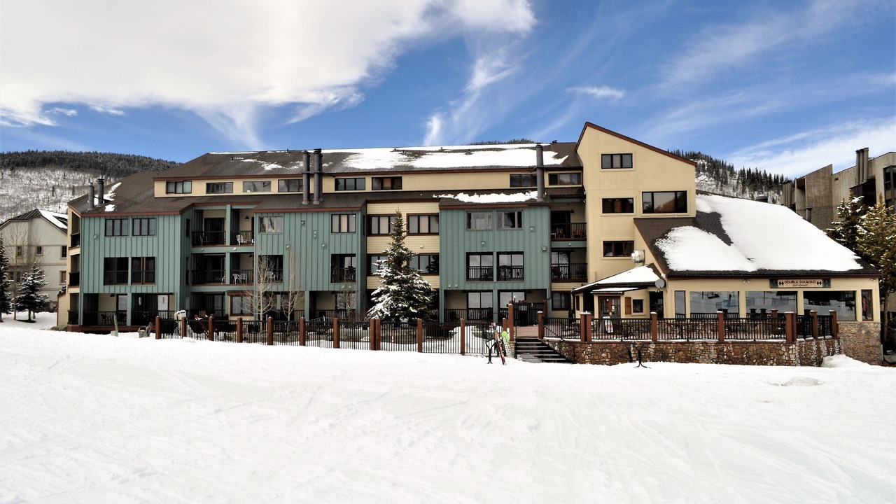 Photo of Outdoor in East Village at Copper