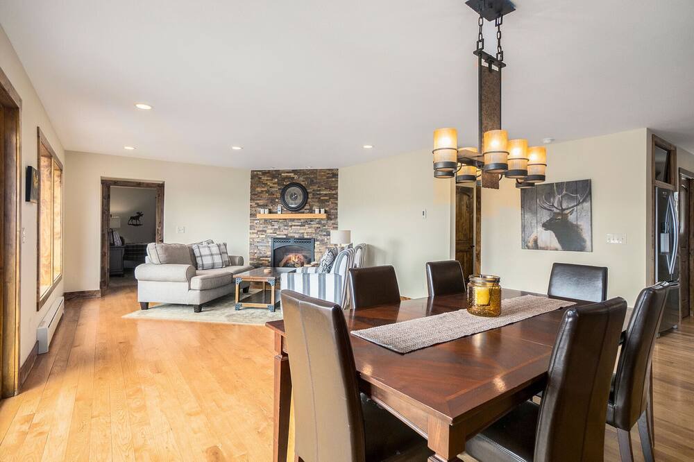 Photo of Livingroom in Estes Park