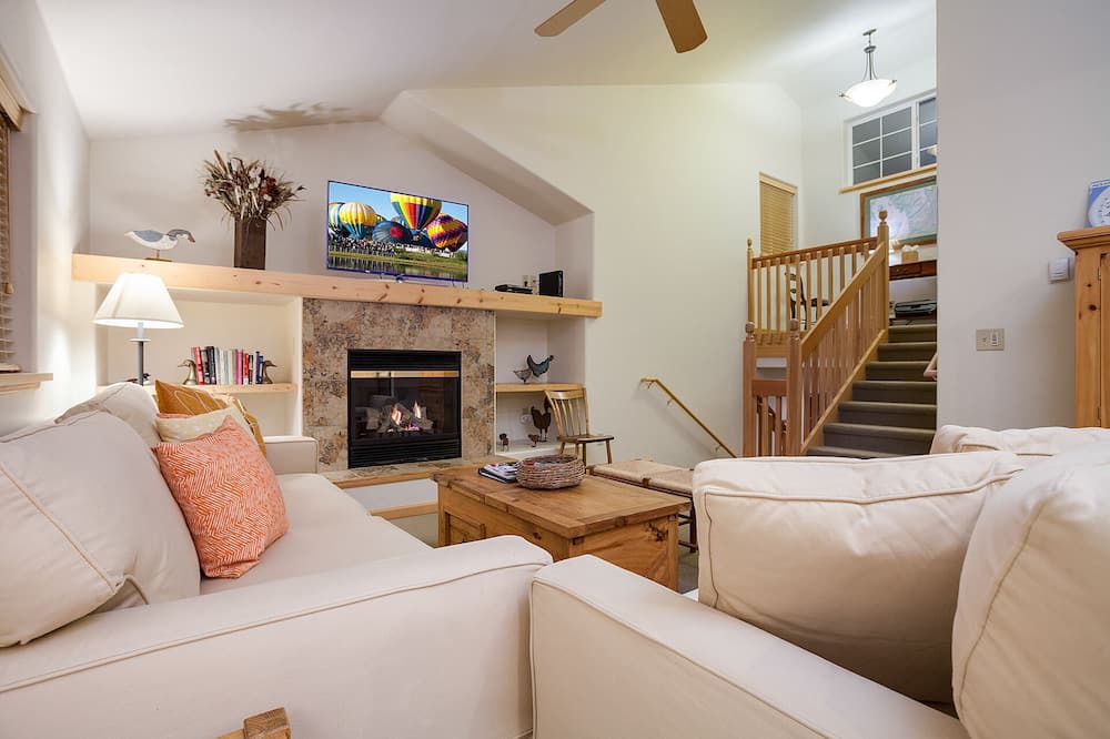 Photo of Livingroom in Steamboat Springs