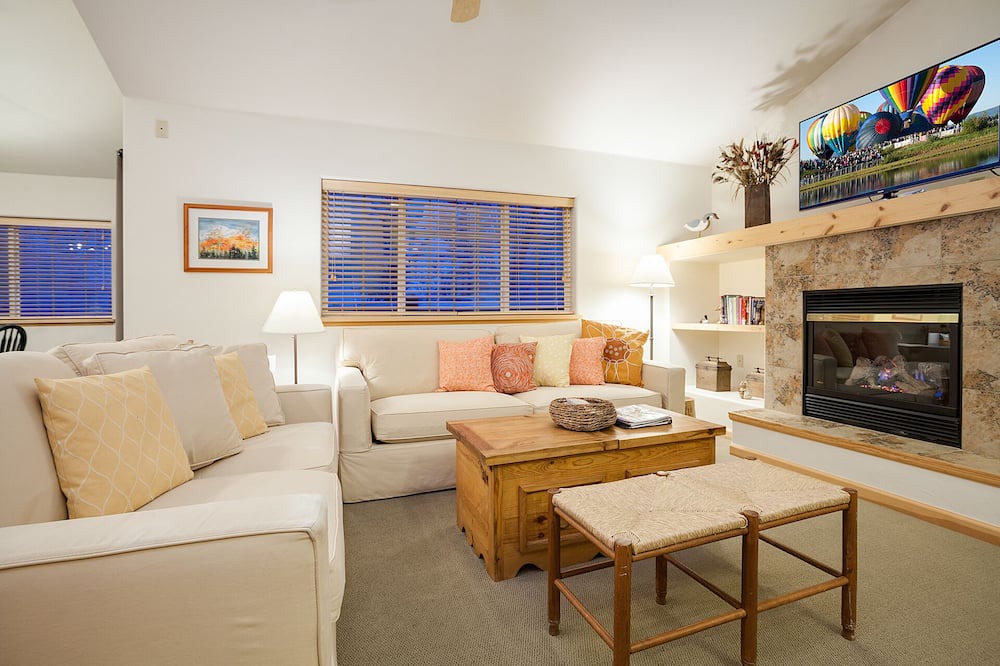 Photo of Livingroom in Steamboat Springs