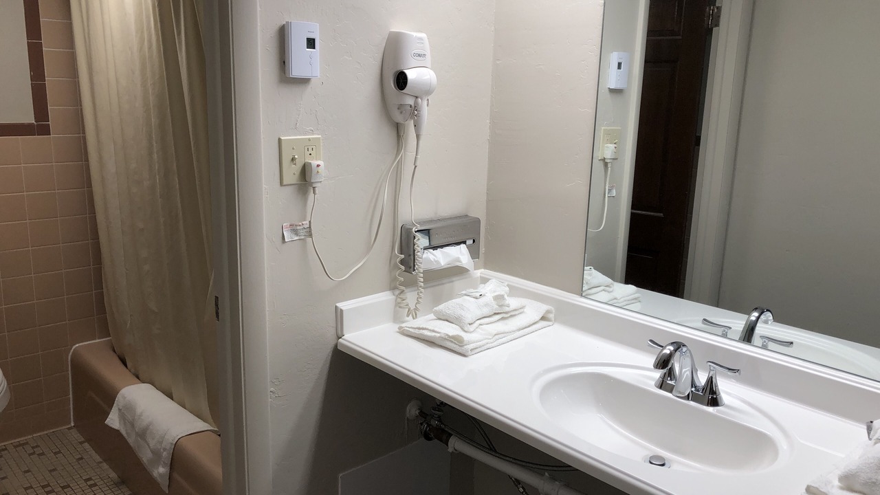 Photo of Bathroom in Alamosa