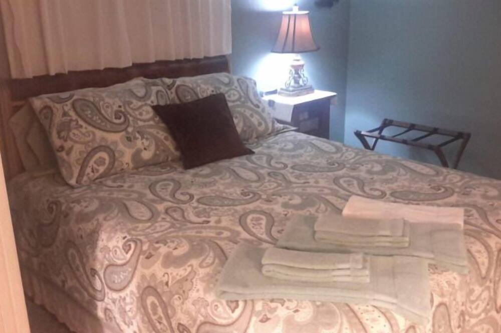 Photo of Bedroom in Cedaredge