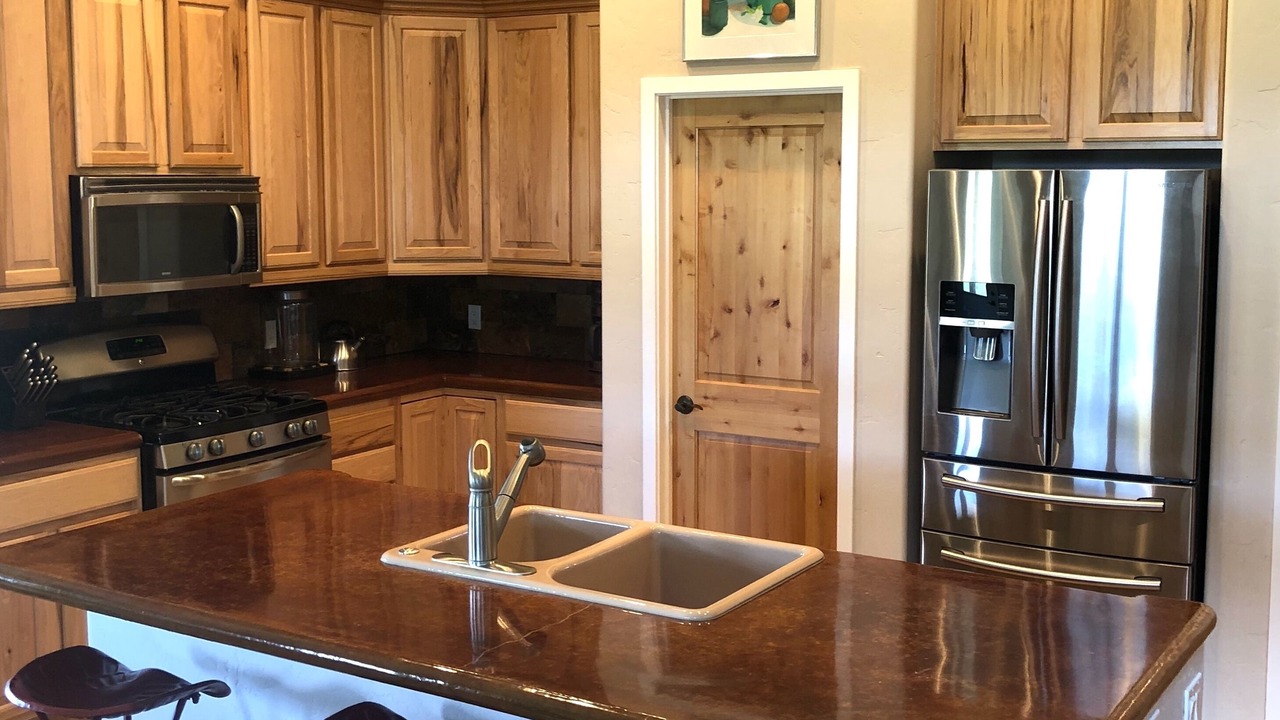Photo of Kitchen in Lake Hatcher Park