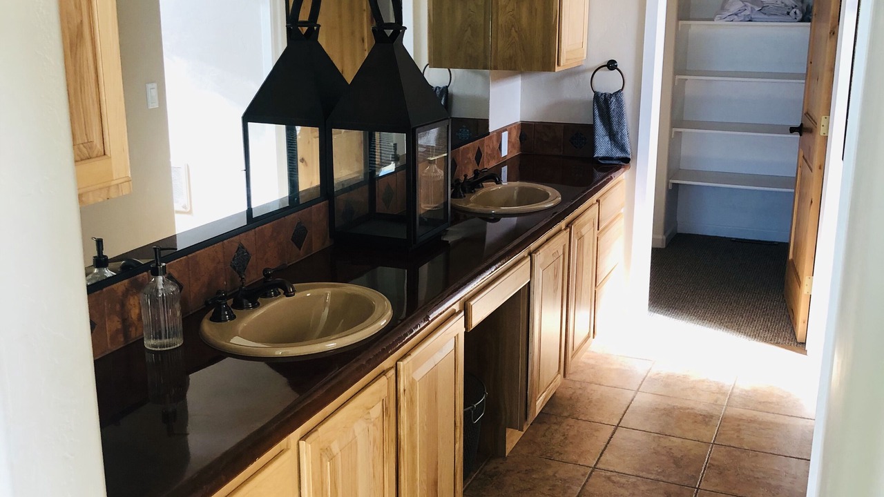 Photo of Kitchen in Lake Hatcher Park