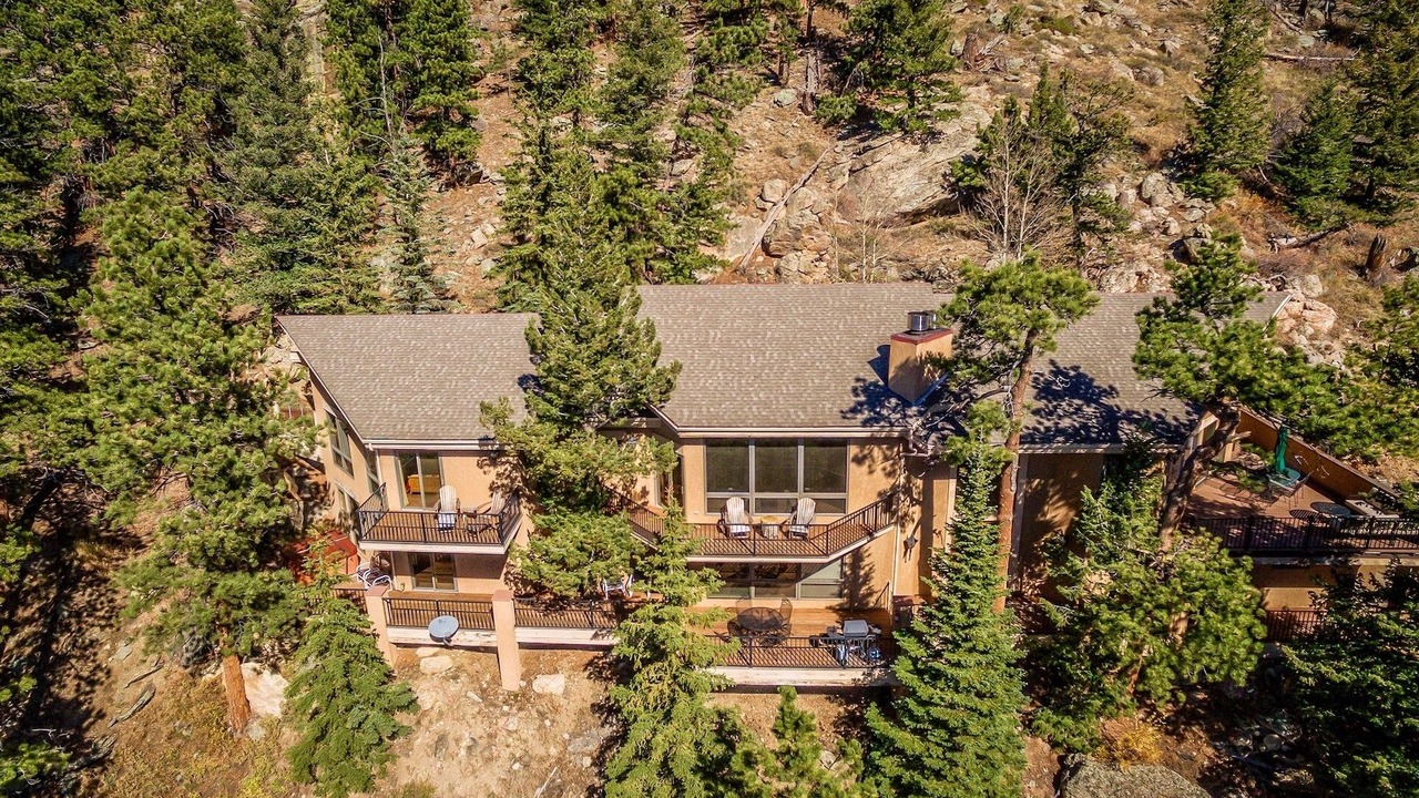 Photo of Outdoor in Windcliff Estates