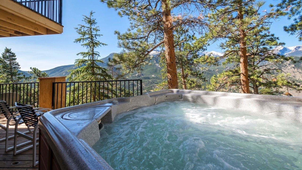 Photo of Outdoor in Windcliff Estates