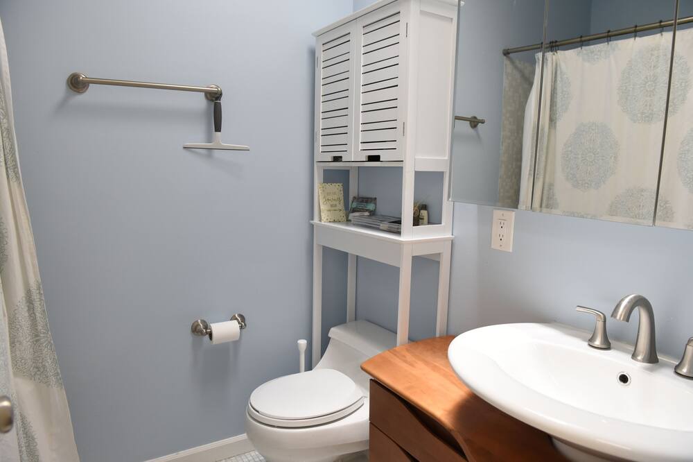 Photo of Bathroom in Capitol Hill