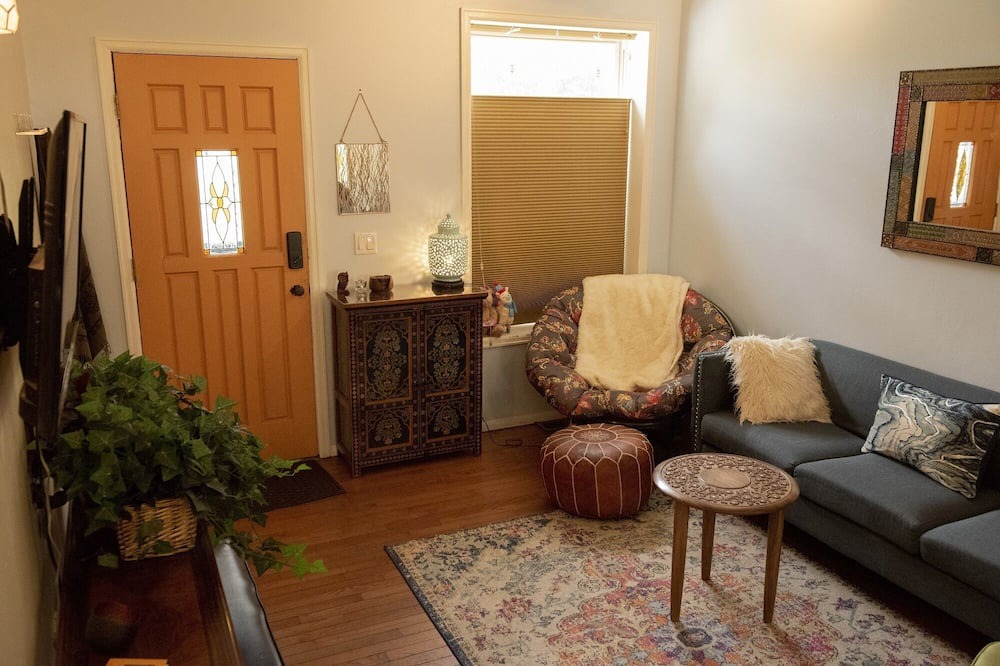 Photo of Livingroom in Capitol Hill