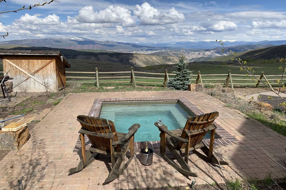Photo of Outdoor in Gypsum