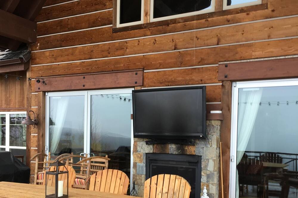 Photo of Outdoor in Gypsum